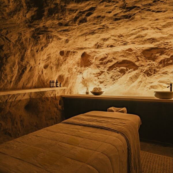 Massage Cave
